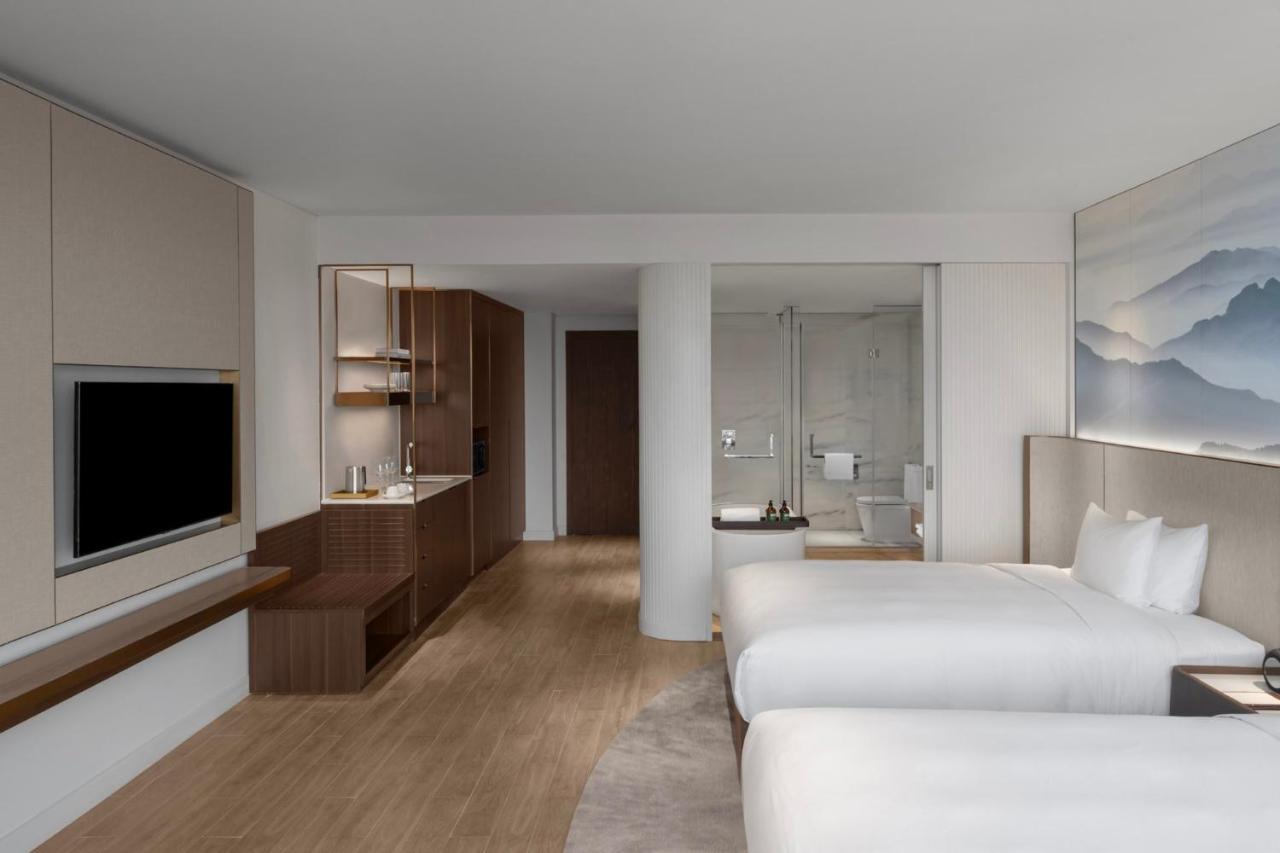 Crowne Plaza Vinh Yen City Centre By Ihg Zewnętrze zdjęcie